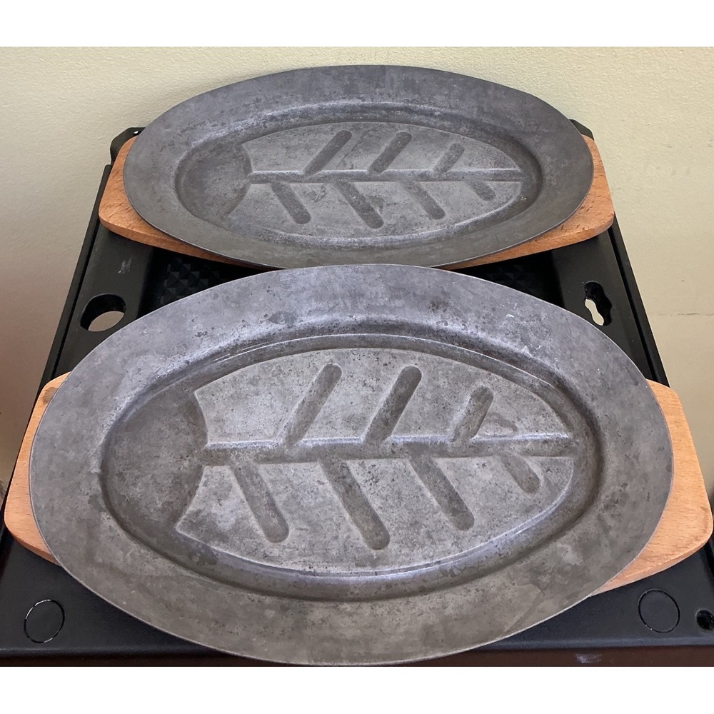 Aluminum Housewares Co Vintage Steak Sizzler Platters Set of 2 Japan Wood Bases